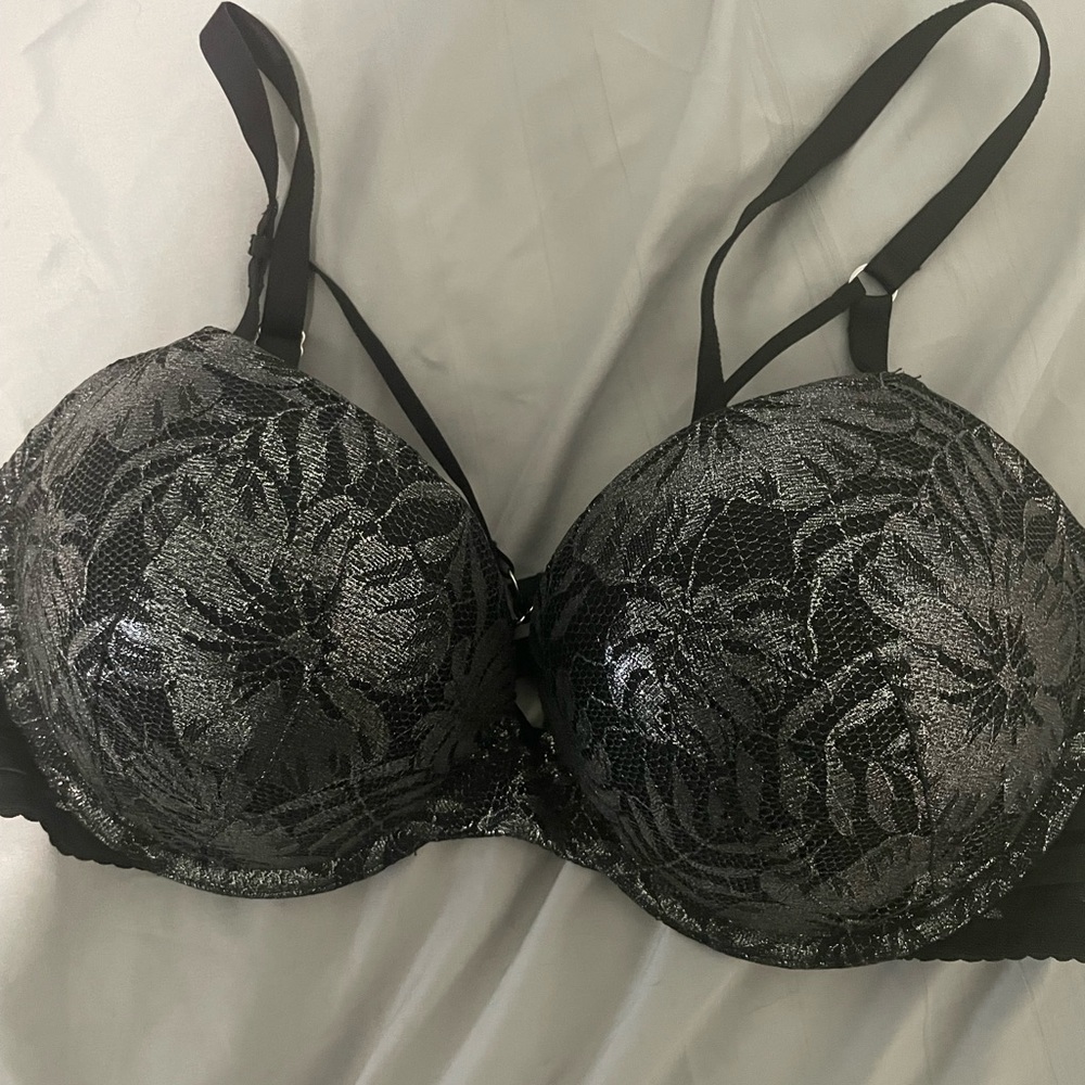 Victoria's Secret Black and Silver Lace Push-up Bra